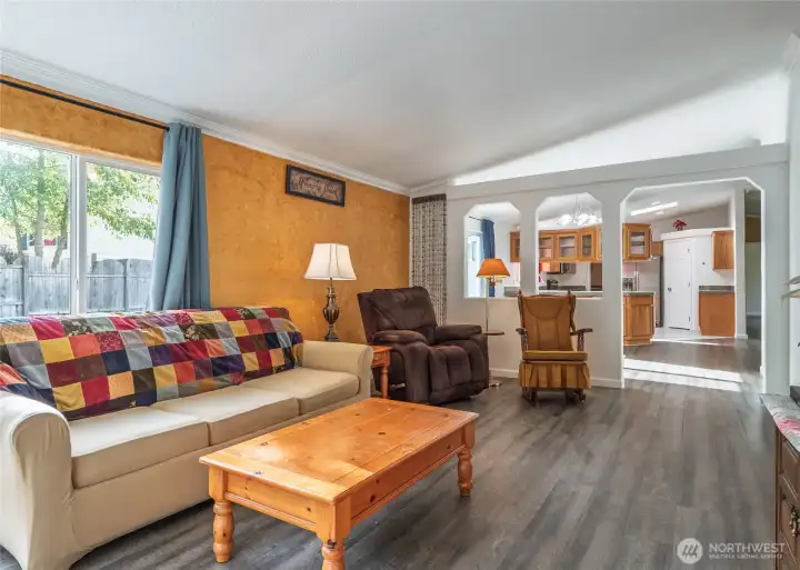 2nd living room near bedroom 2 and 3