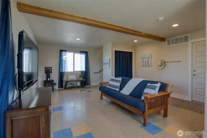 Separate entertaining space