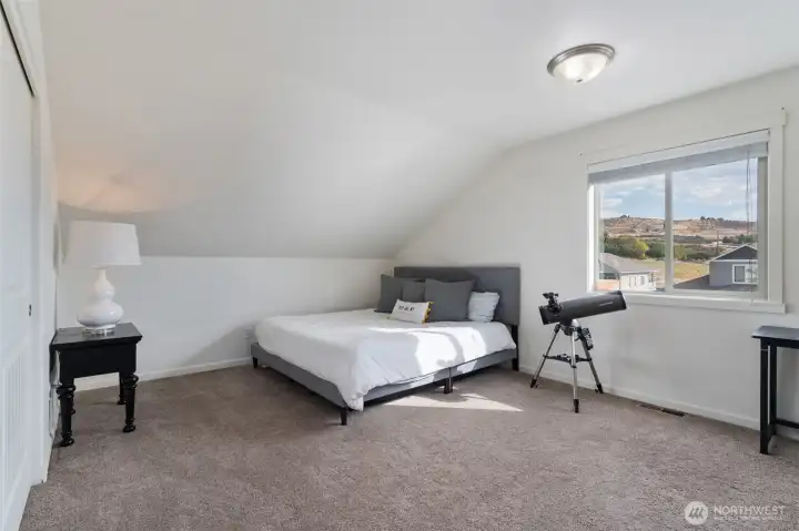 Upper bedroom 2- large!