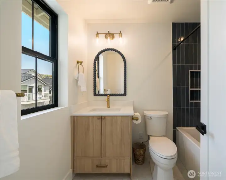 Ensuite bath Ensuite bath