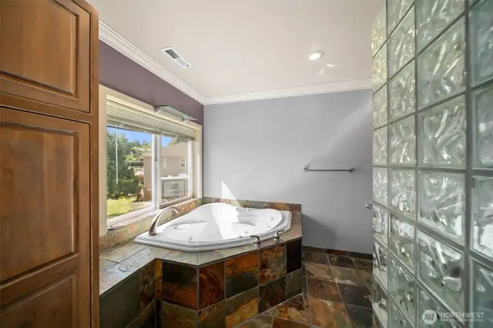 Jetted Soaking Tub In Primary Bath