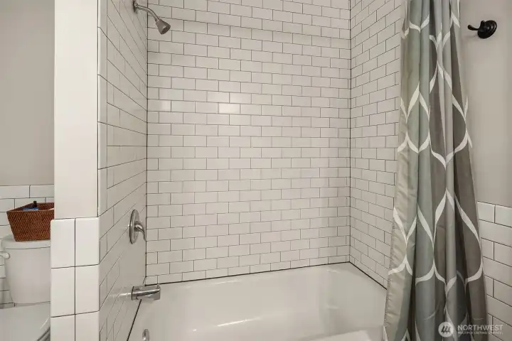 2nd floor bathroom
