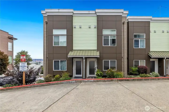 604 S 23rd St  Tacoma, WA 98405
