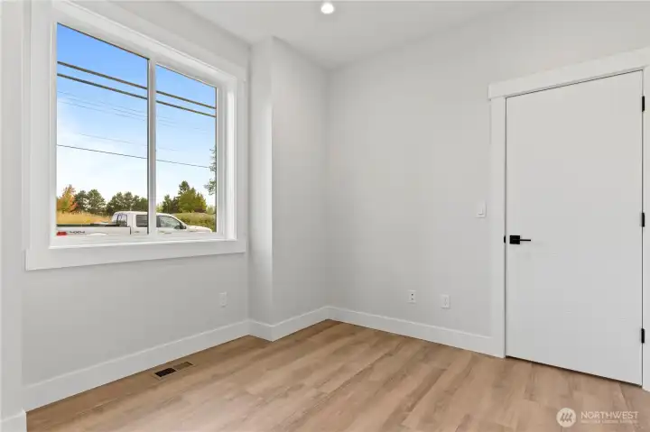 Bedroom 4/flex room