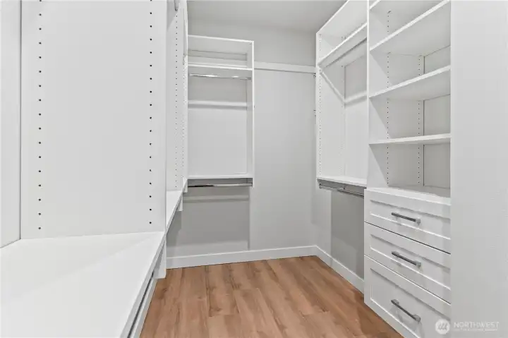 Walk in closet