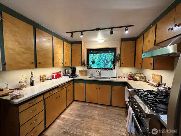 Kitchen with gas range