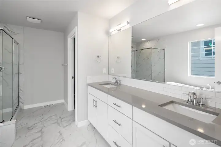 Picture of a similar home.