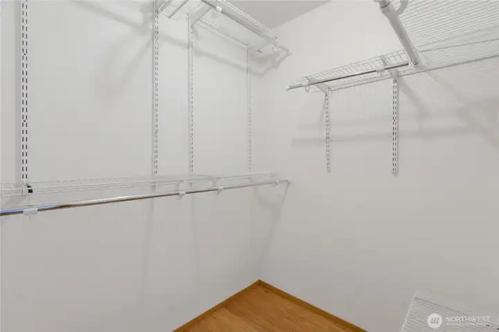 MB walk-in closet