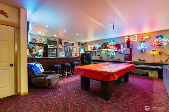 Rec Room, pool table, bar, bev fridge, and more