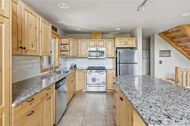 Kitchen with Lots of Cabinets