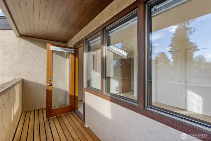 Deck off 2nd floor bedroom