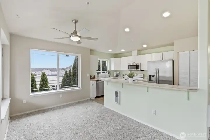 Dining Room & Kitchen