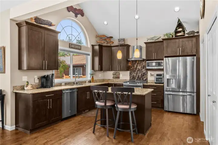 Beautiful kitchen overlooking Lake Tapps
