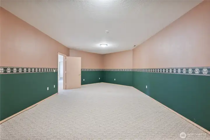 Daylight basement bonus room