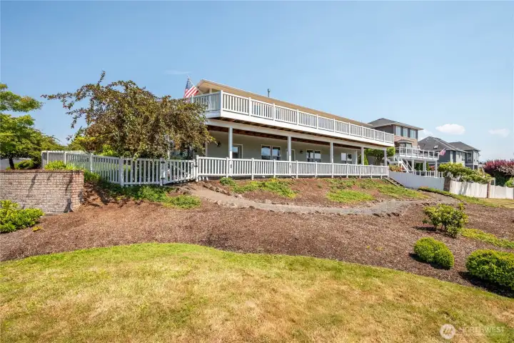 Mature landscaping and fully fenced yard