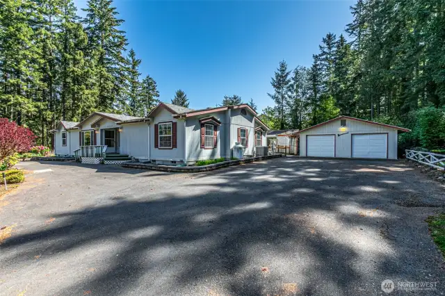 2 Car Detached Garage