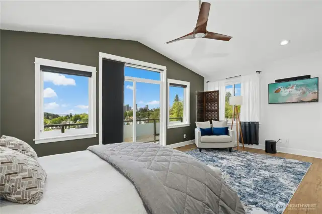 •Solar-powered, remote/app-controlled blackout blinds for peaceful mornings