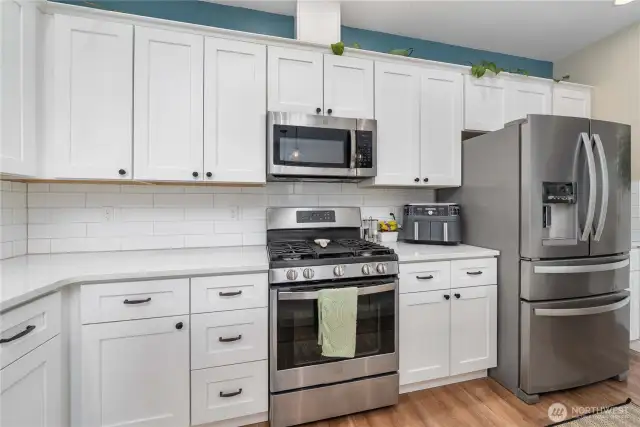 Appliances all stay!