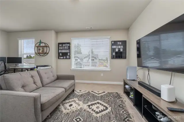 4th bedroom/flex space