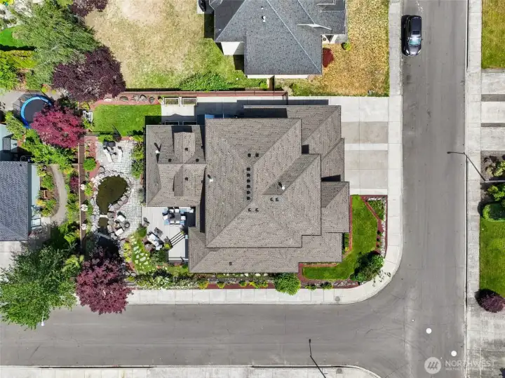 2003 installed 40 year architectural shingle pabco roof