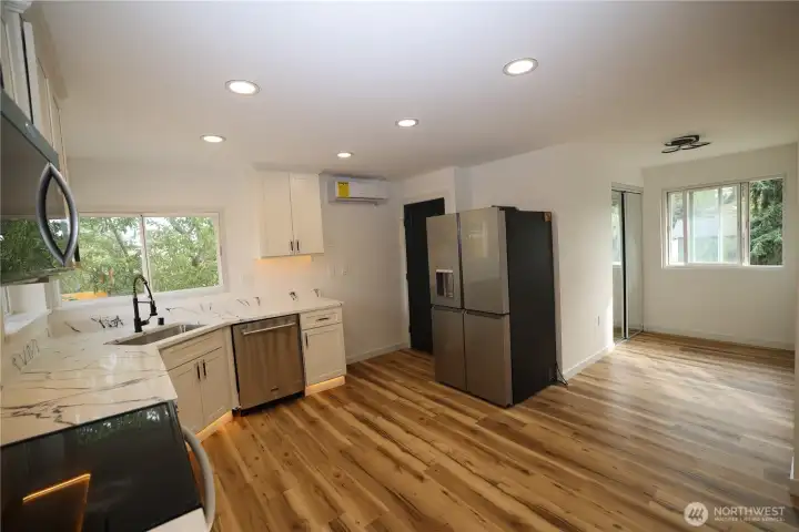 Main - Kitchen