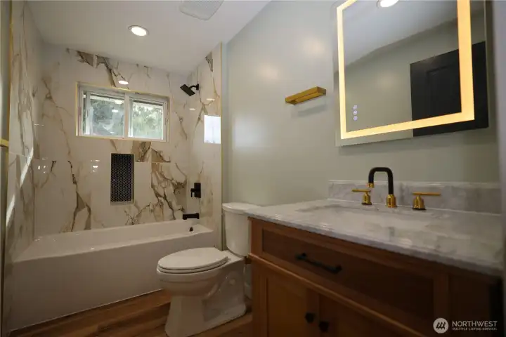 Main - Bath Room