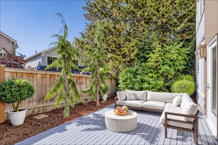 Perfect deck for entertaining guests