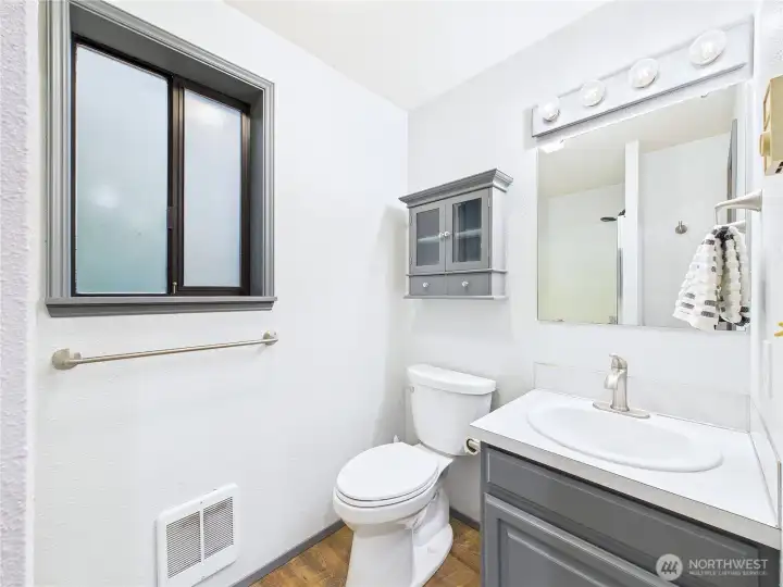 Bathroom - Main Level