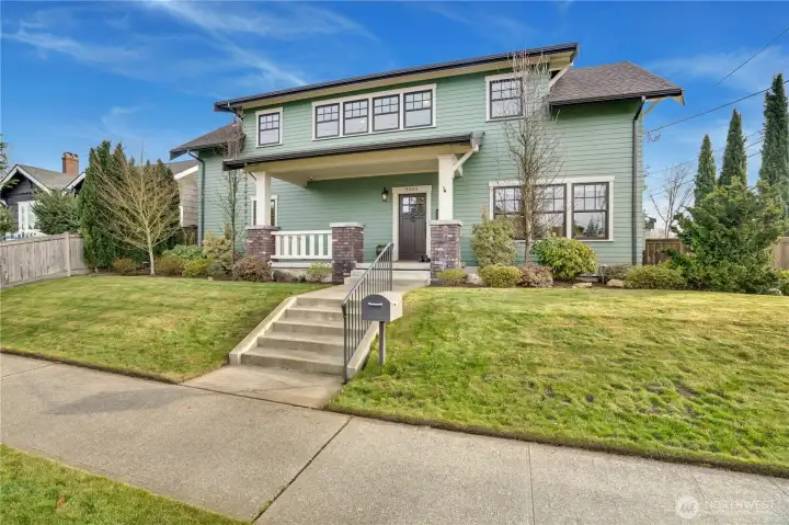 Welcome to 3501 N Stevens St, a beautifully crafted 2016 custom-built Kessler Construction home set in Tacoma’s coveted North End. Charming curb appeal and a prime location near the vibrant Proctor District make this home truly stand out.