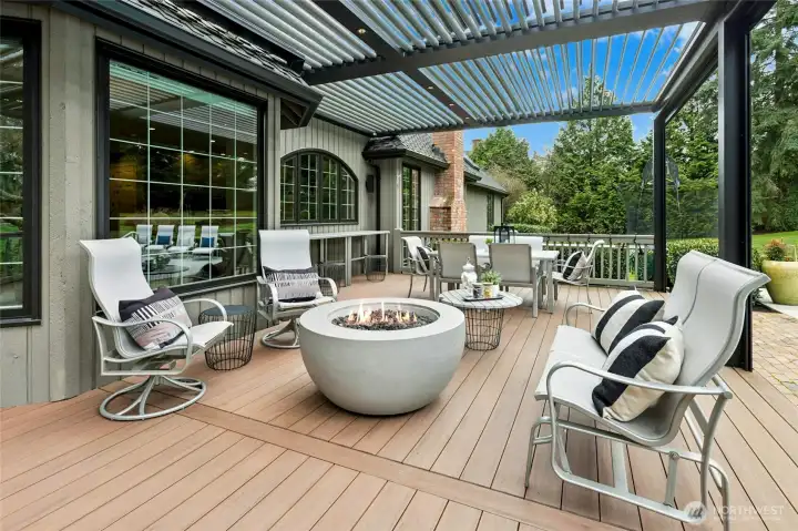 New composite deck perfect for entertaining.