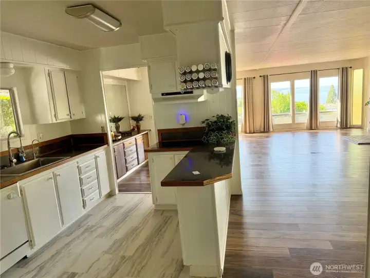 Really nice open concept. Walls of windows that highlight the views of Puget Sound and Islands.