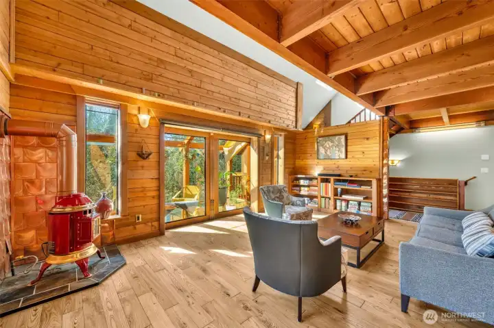 1438 Ann St NE - Main Living Room