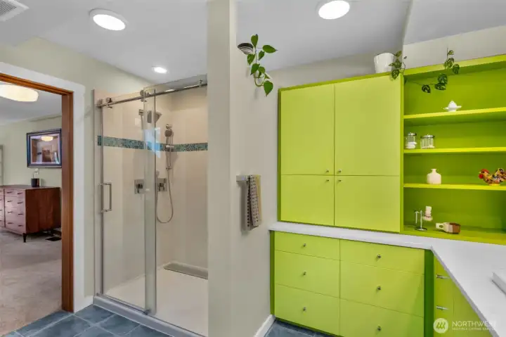 1438 Ann St NE - Primary Bathroom