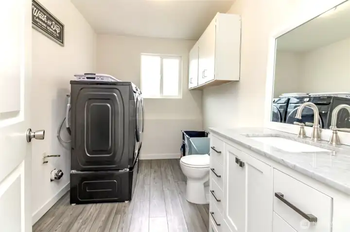 Utility Room, Fully Remodeled. Newer Washwer & Dryer w/Pedestal Included!
