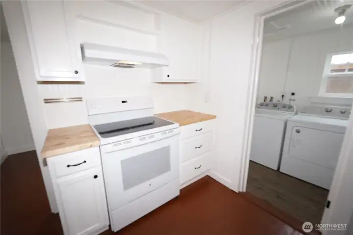 Laundry right off of the kitchen