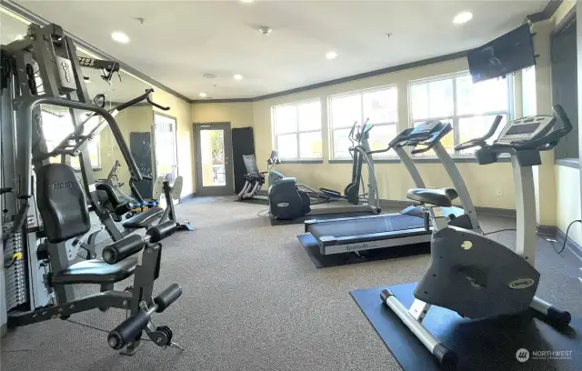 For fitness enthusiasts, this fully-equipped in-building gym is a dream come true. With state-of-the-art machines, free weights, and ample space for your workouts, it’s the perfect place to maintain your fitness routine without leaving home.