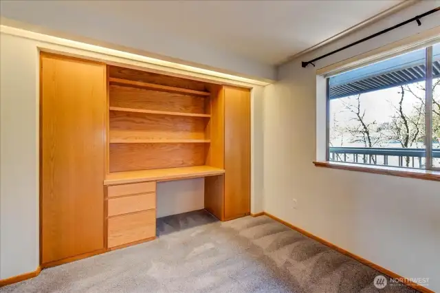 Eastern facing windows allow morning light to wake you naturally.  Office was designed for multi purpose.