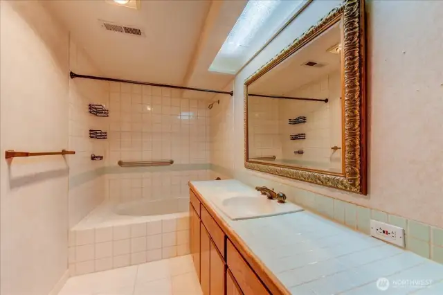 The perfect gentle recline for those who love baths.