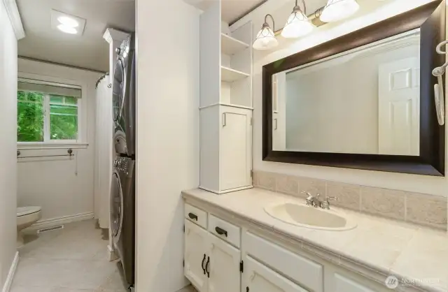 Main Bathroom of the Upper Level Includes an Electrolux HE Washer & Dryer~