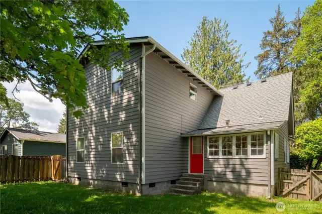 Back entry to Unit A.