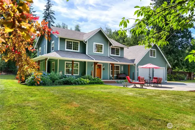 Discover your ideal country escape on this parklike property that offers the perfect balance of space, comfort, and versatility. The expansive grounds feature a large shop, open lawn for games and entertaining, a dedicated garden area, and fenced zones ready for chickens or small livestock—ideal for homesteading or hobby farming.    At the heart of it all is a spacious home designed for flexible living. With two large bonus rooms, there’s room for a home gym, indoor playroom, or even a private MIL suite—offering options for multigenerational living, remote work, or creative pursuits.    Whether you’re hosting a backyard gathering, growing your own produce, or simply enjoying the peace of rural life, this property delivers the ultimate country lifestyle with room to grow, play, and relax.