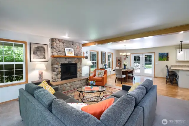 Step inside to be greeted by a space filled with natural light and a warm, inviting atmosphere—perfect for making memories and feeling right at home from the moment you walk in.
