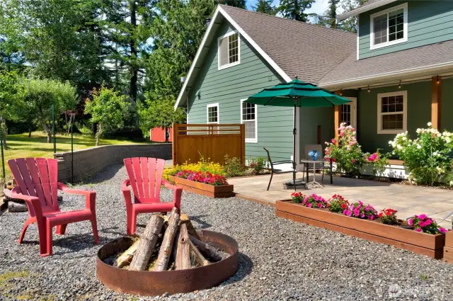 Backyard firepit ready for evenings around the campfire.