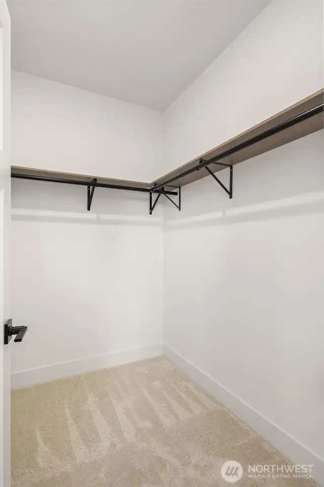 Walk-in closet