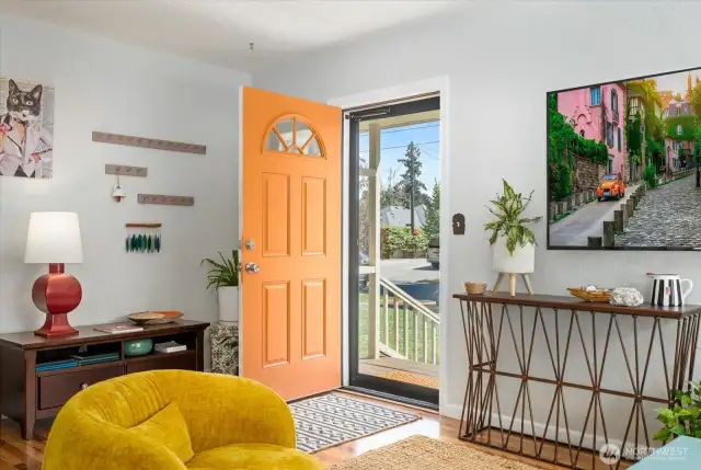 Walk in to open concept