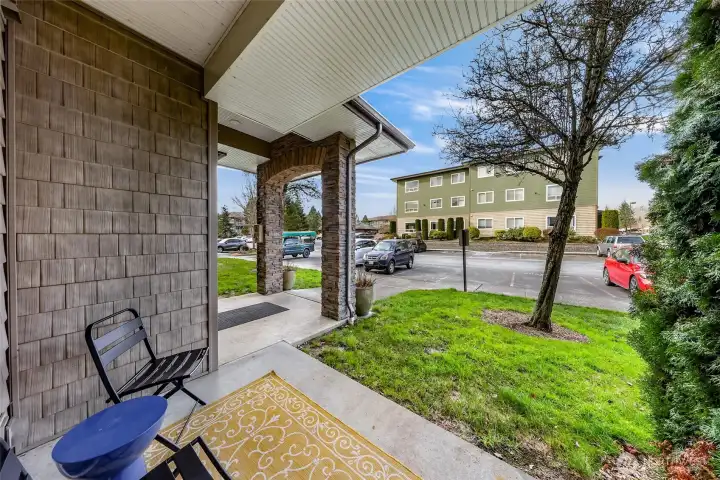Peaceful view onto the landscaped grounds.