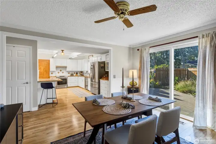 Enjoy the ceiling and the views of the kitchen from dining room