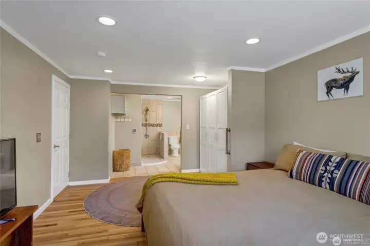 Primary with Ensuite