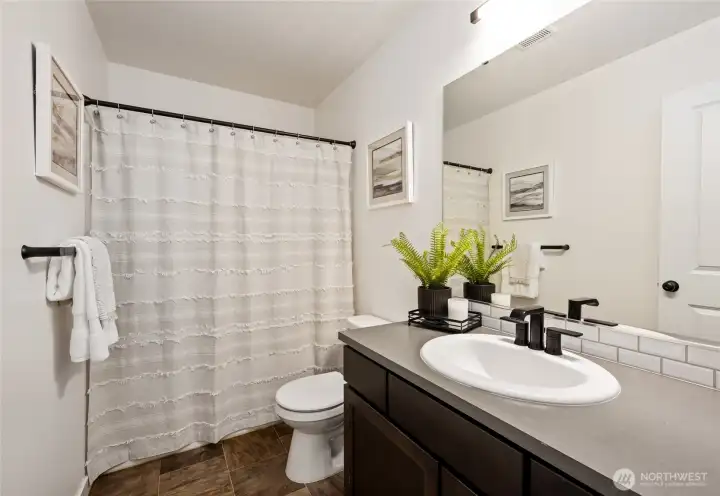 Full 2nd bath 2nd floor.