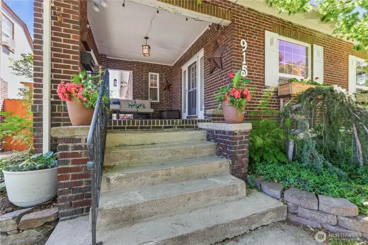 Covered Front Porch